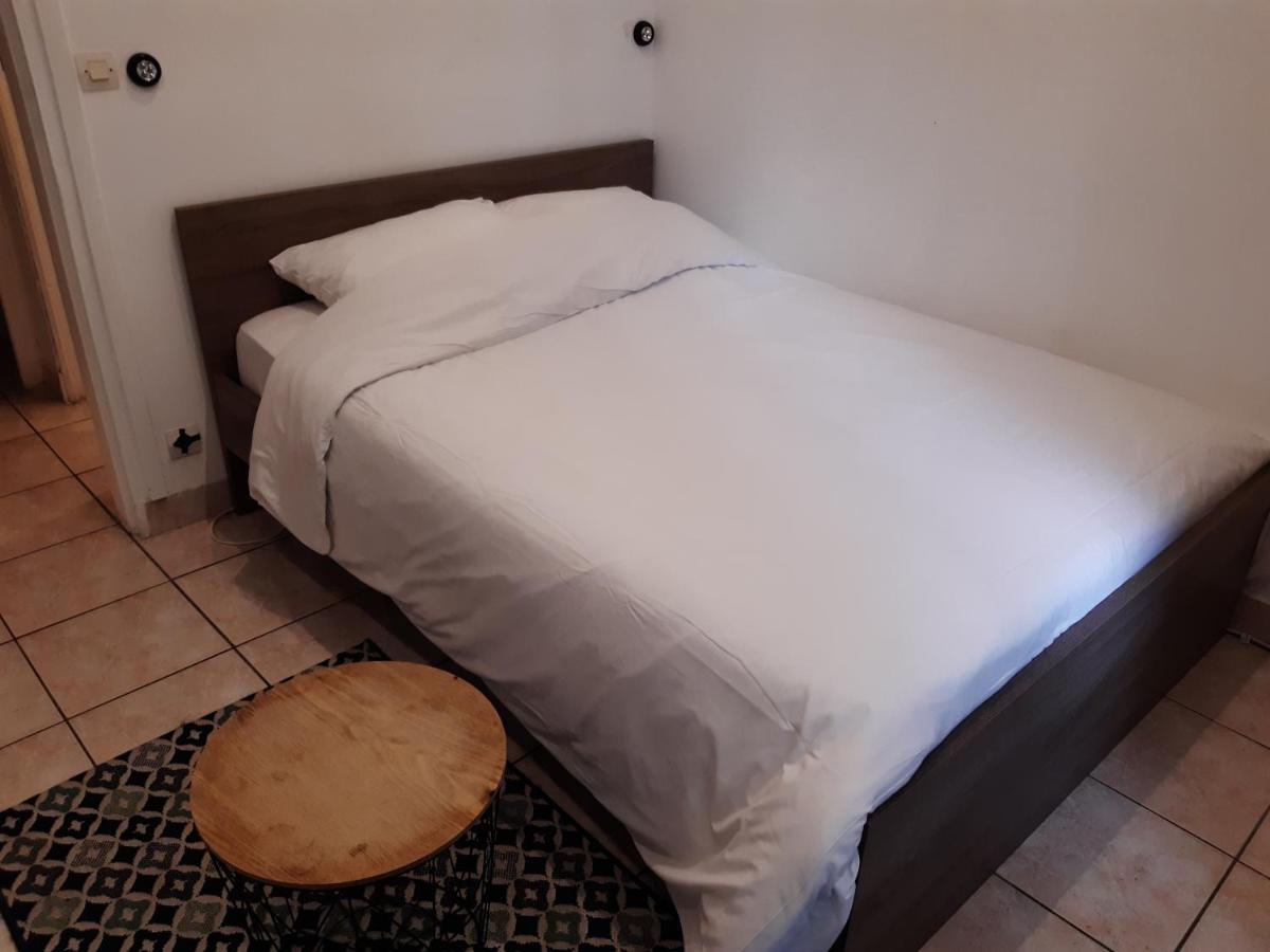 Appartement Aad1 Clamart 200 M Du Tramway T6 St Pave Blc Avec Cuisine Separee Екстер'єр фото